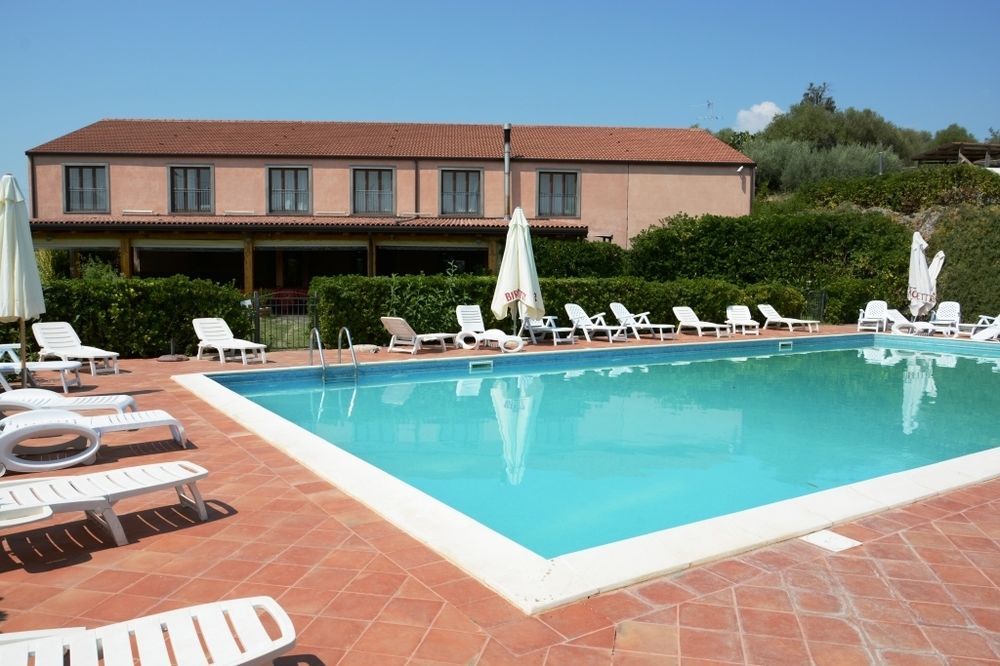 Agriturismo Biologico Corte Aragonese Santa Maria di Licodia المظهر الخارجي الصورة