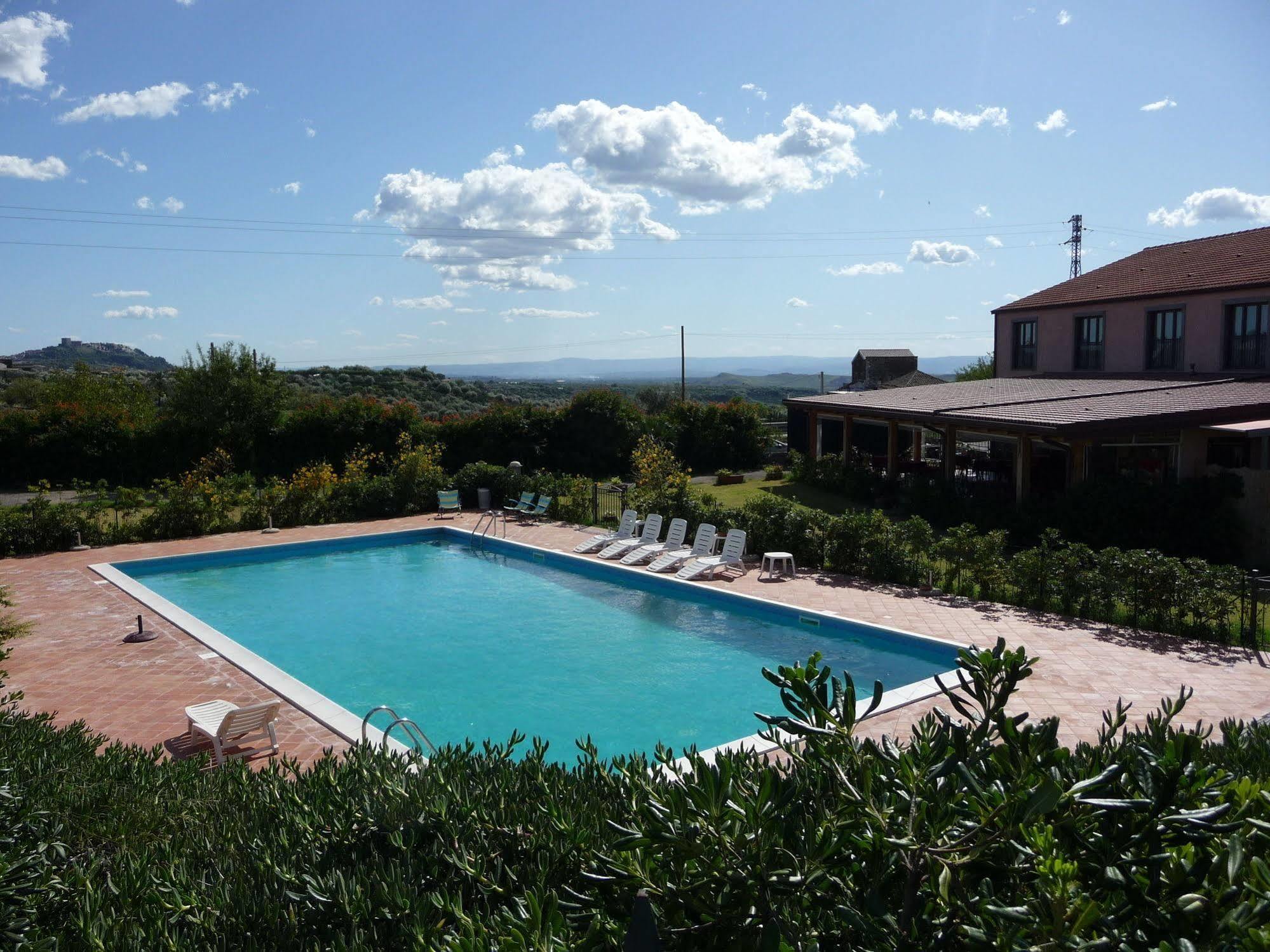 Agriturismo Biologico Corte Aragonese Santa Maria di Licodia المظهر الخارجي الصورة